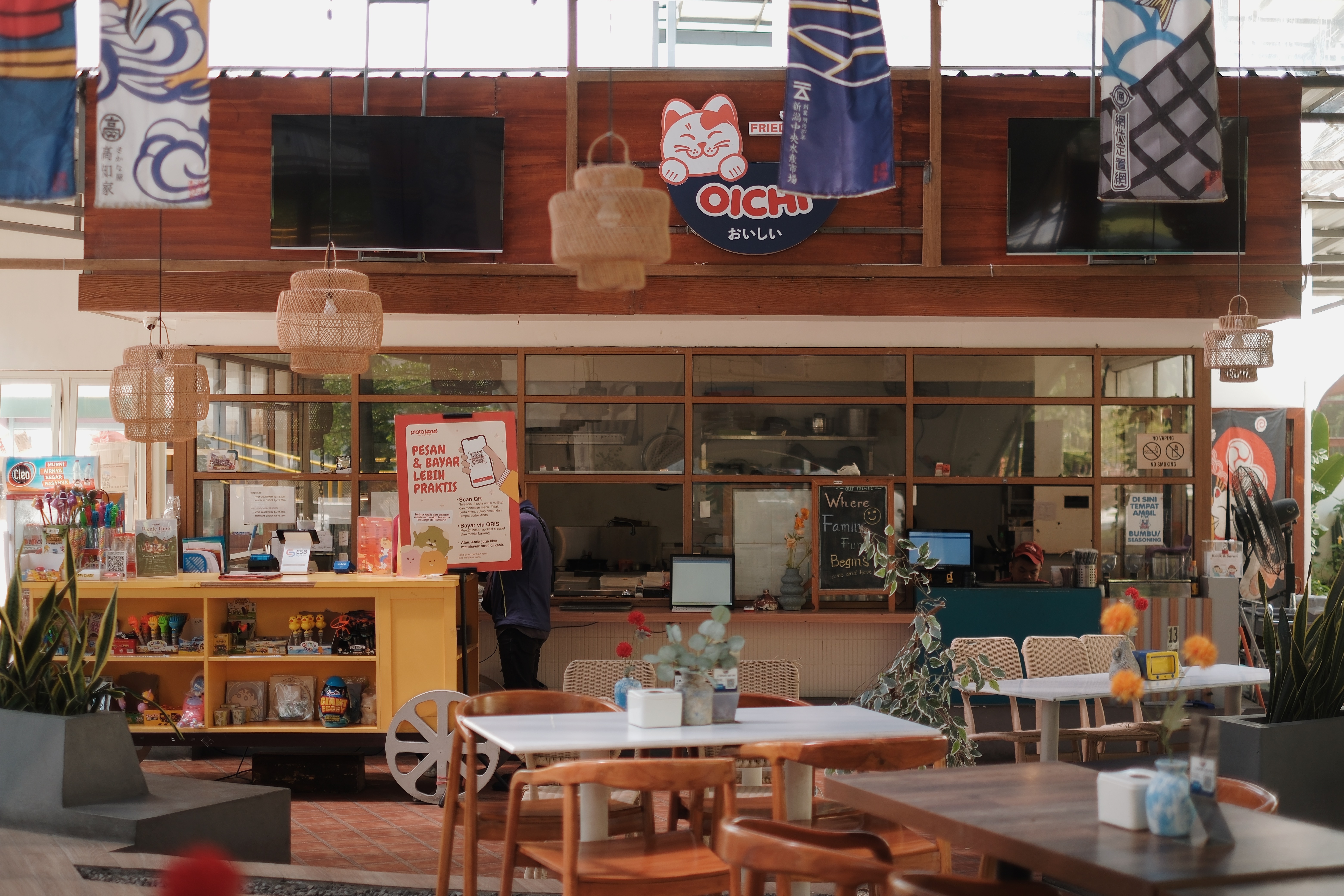 Best Kid-Friendly Cafes in Malang - #1 Has It All!